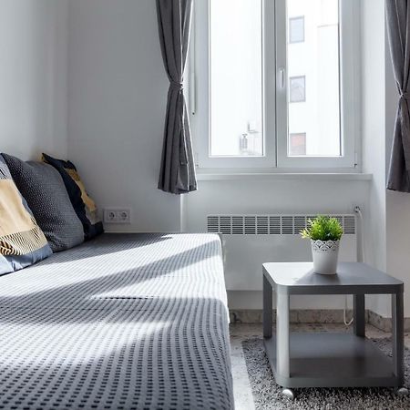 Flexible Selfcheckins 13 & 14 - Le Petit & Le Grand Zagreb - Centre - New - Apartments Repinc Eksteriør billede