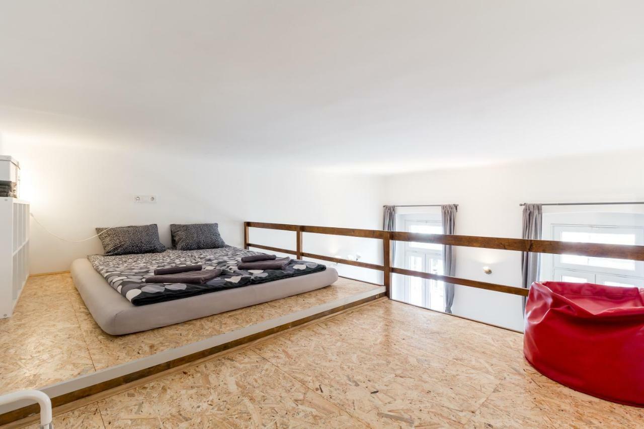 Flexible Selfcheckins 13 & 14 - Le Petit & Le Grand Zagreb - Centre - New - Apartments Repinc Eksteriør billede