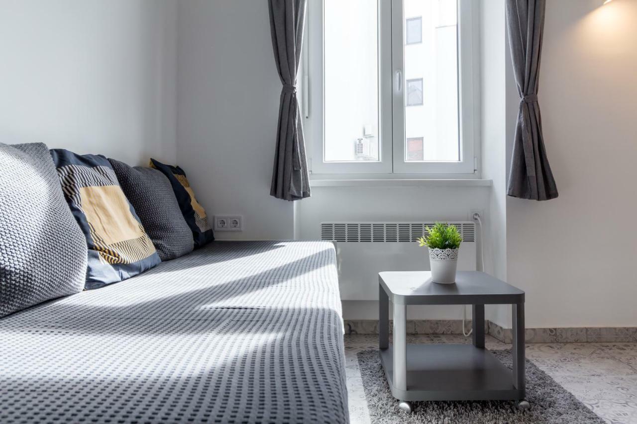 Flexible Selfcheckins 13 & 14 - Le Petit & Le Grand Zagreb - Centre - New - Apartments Repinc Eksteriør billede