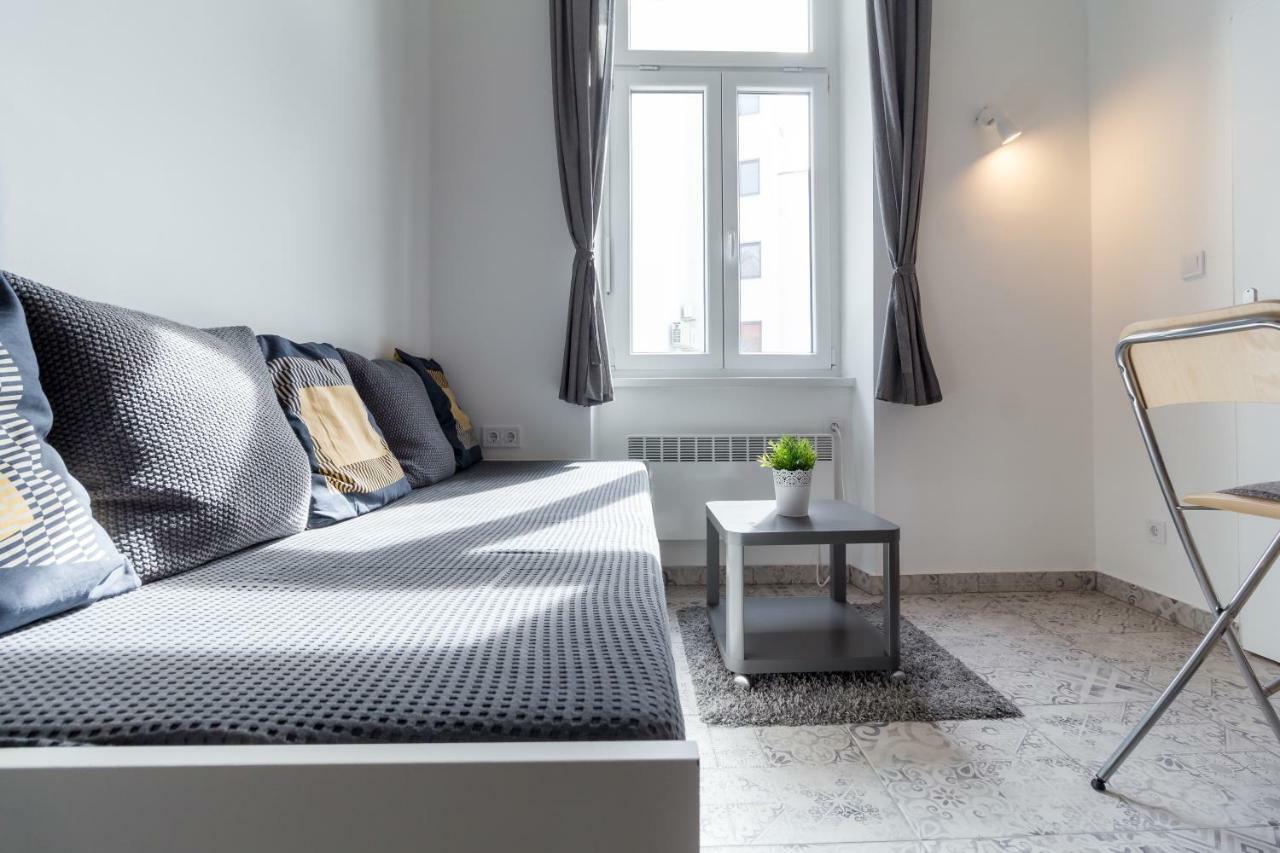 Flexible Selfcheckins 13 & 14 - Le Petit & Le Grand Zagreb - Centre - New - Apartments Repinc Eksteriør billede