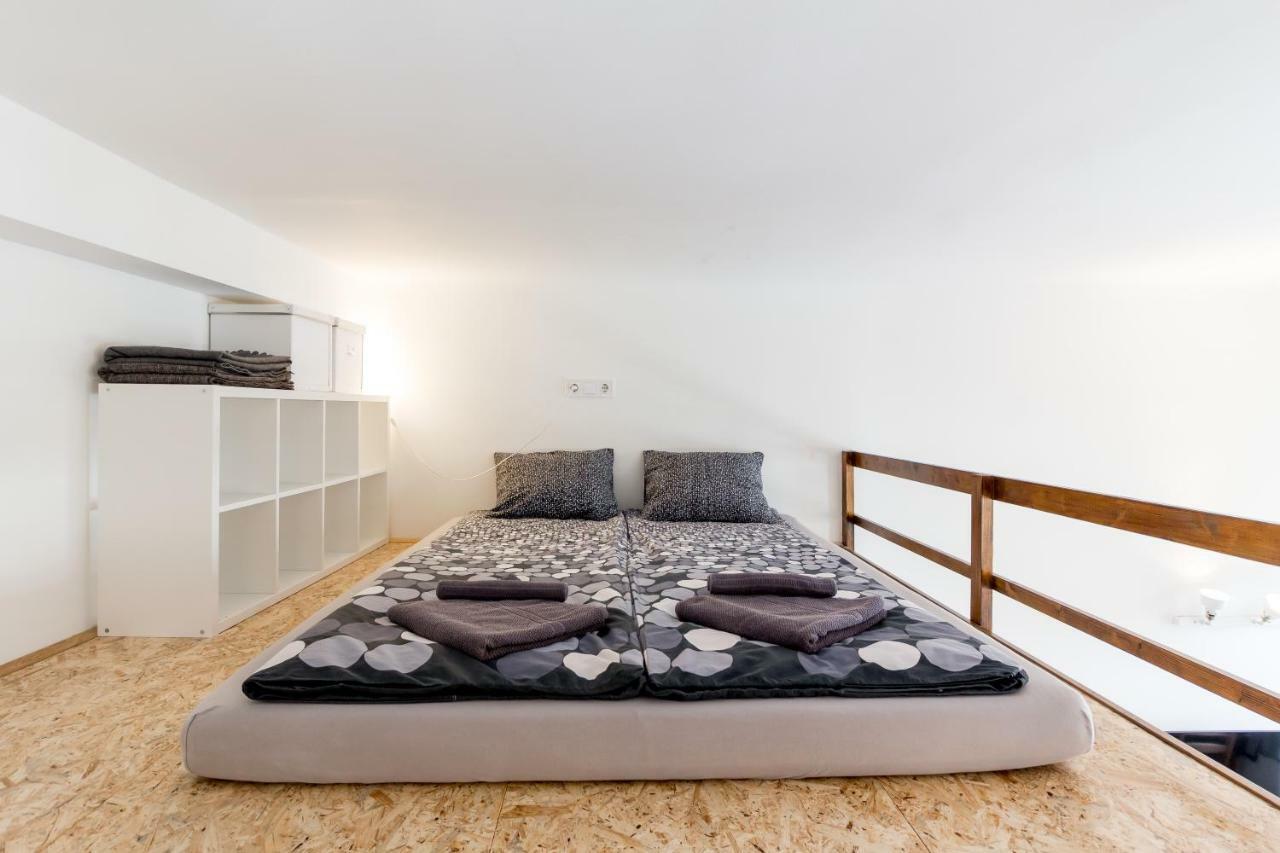 Flexible Selfcheckins 13 & 14 - Le Petit & Le Grand Zagreb - Centre - New - Apartments Repinc Eksteriør billede